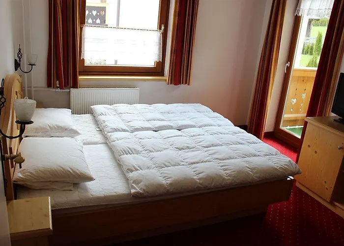 Boutique Martha Τσελ αμ Ζέε